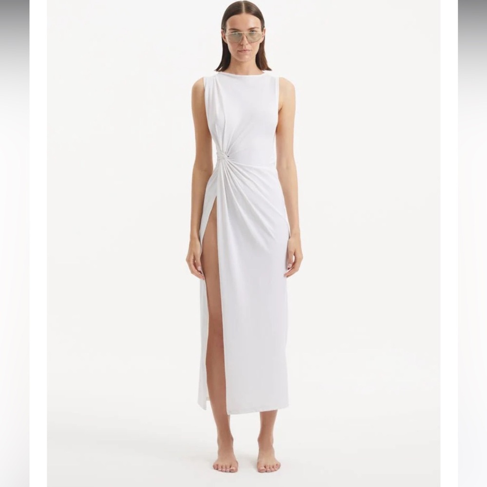 MOEVA Apollo White Dress